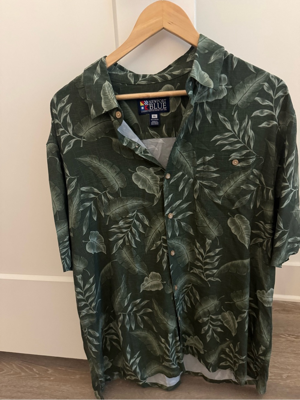 Newport Blue Olive Green Leaf-Print Button Shirt